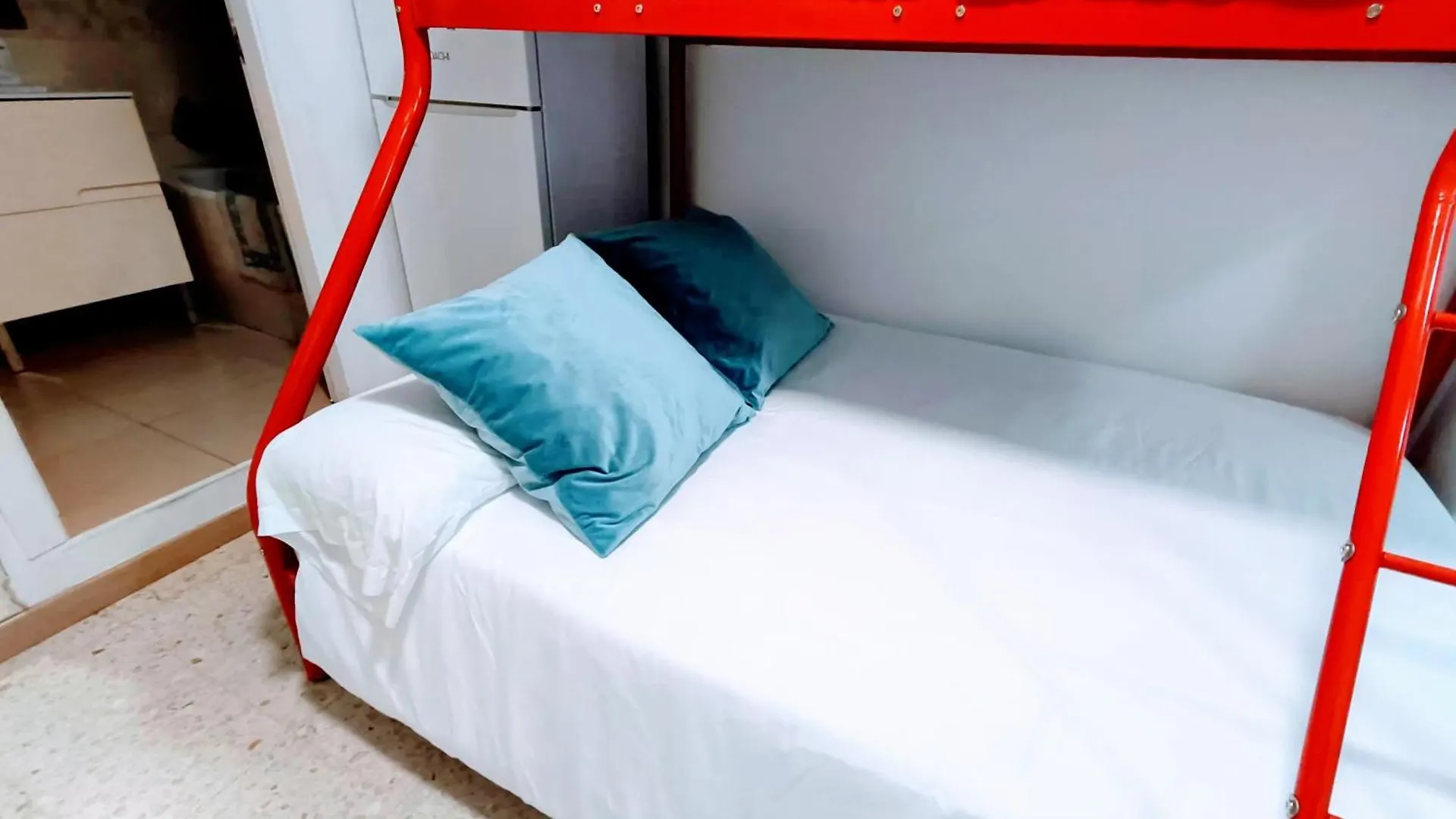 Appartement Hostal Estudios Badalona