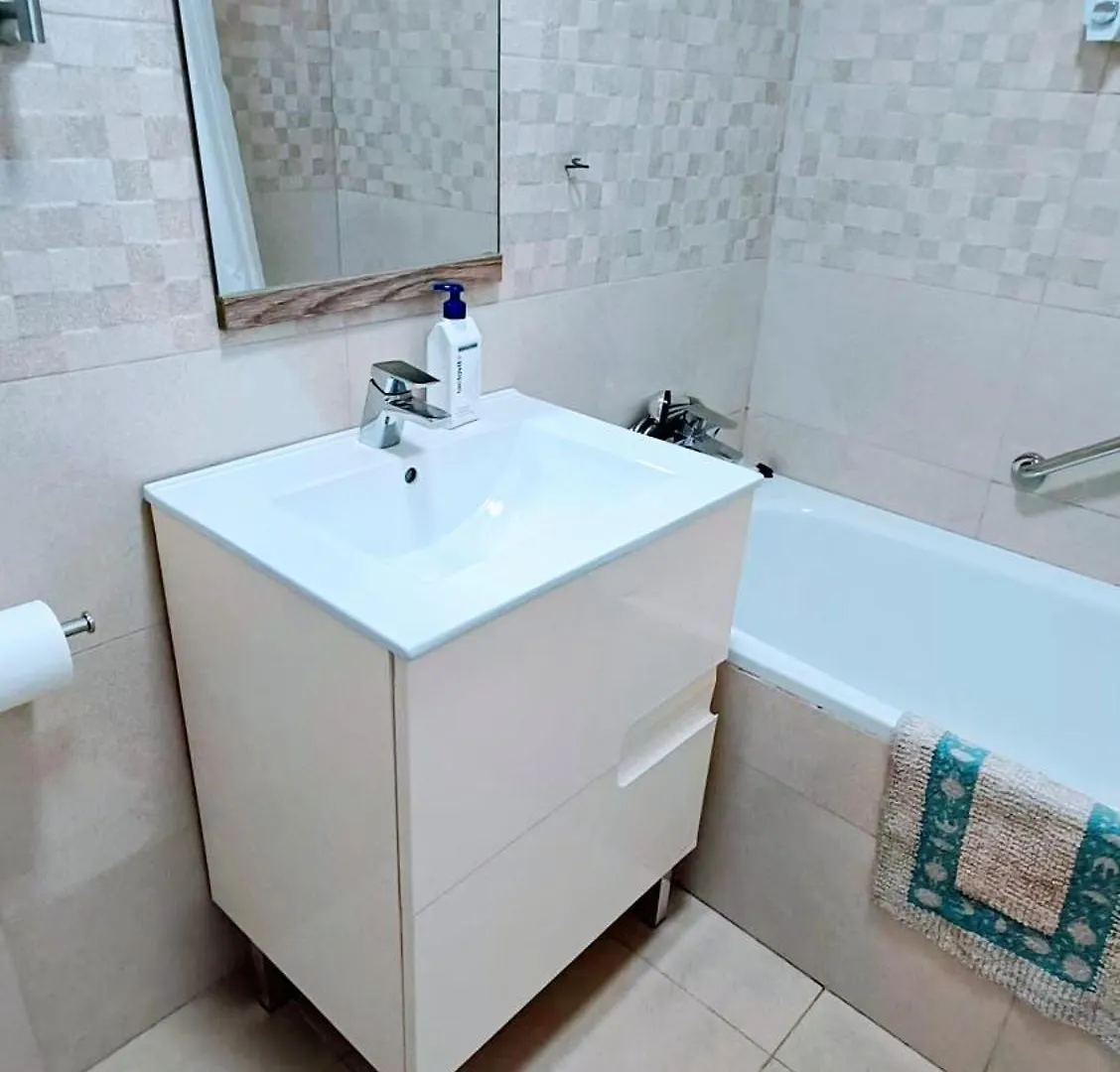 Apartament Hostal Estudios Badalona
