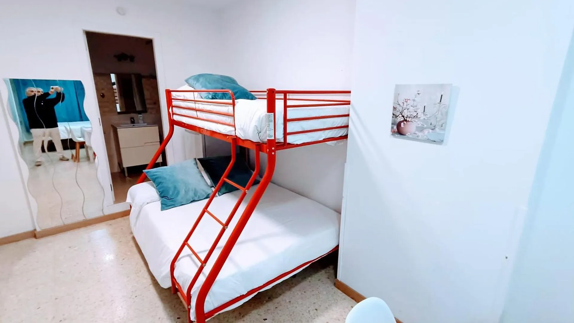 Hostal Estudios Badalona 0*,