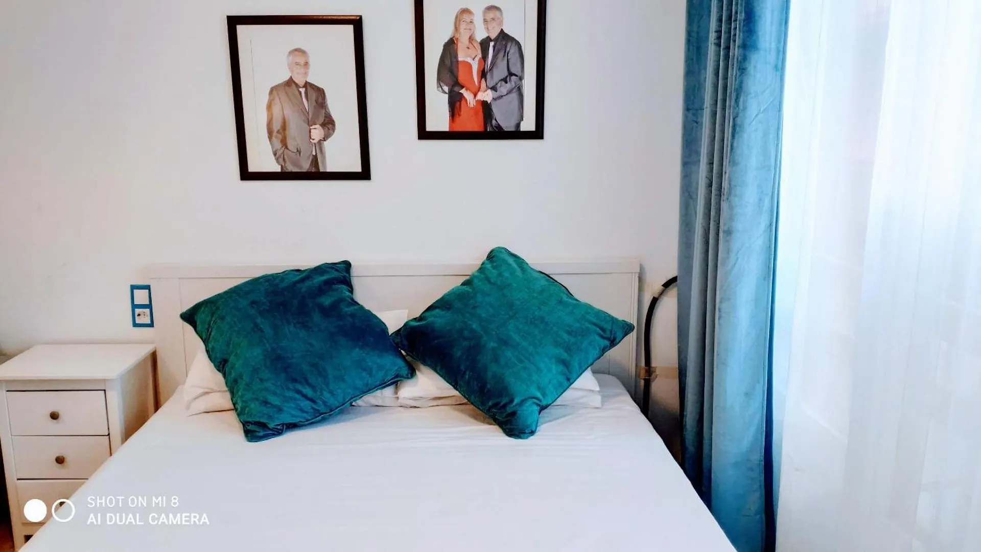 Hostal Estudios Badalona