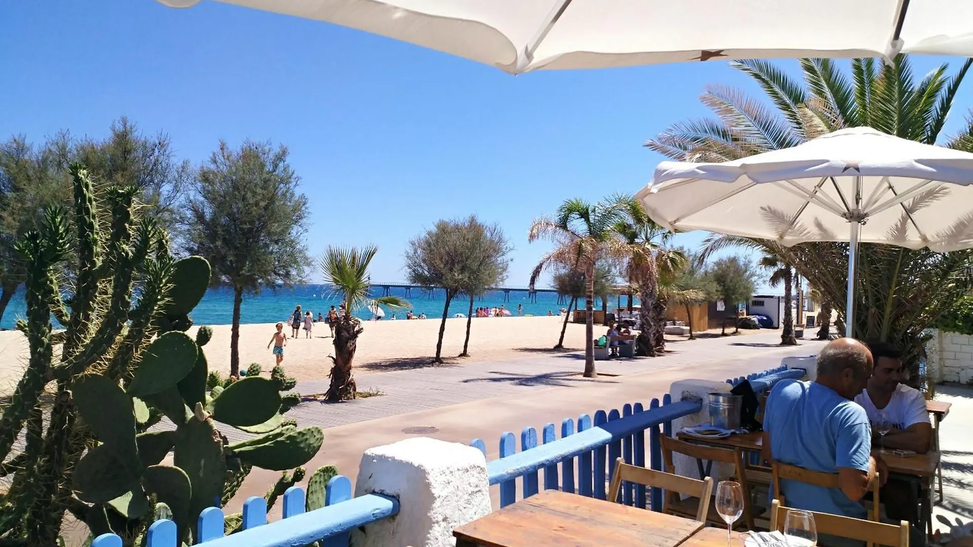 Hostal Estudios Badalona