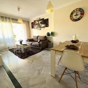 https://precioso-apartamento-puerto-banus-marbella.es-andalucia.com